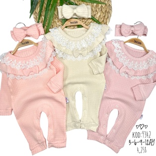 Baby jumpsuit